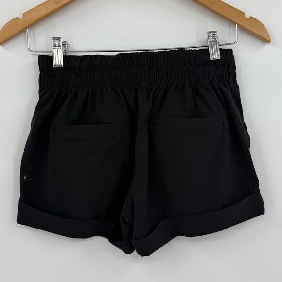 Lululemon Spring Break Away Shorts II in Black | Size 4 - Picture 5 of 8